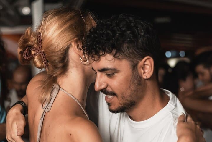 Amsterdam Salsa Lovers Dance Experience — 90-Minute Latin Dance Class photo 4