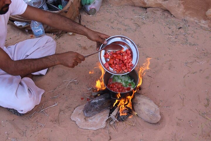 Wadi Rum Full-Day Jeep Tour — Route, Key Sights & Practical Tips photo 5