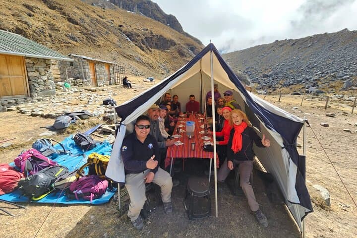 Salkantay Trek to Machu Picchu: 5-Day High-Andes Trekking Guide photo 4
