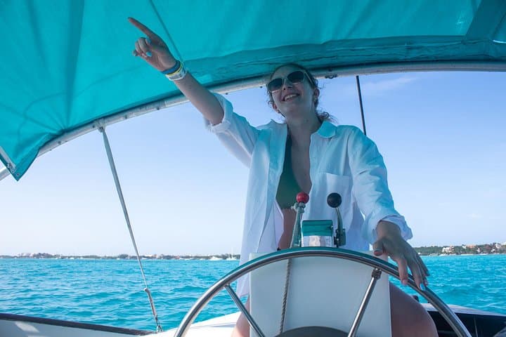 Catamaran Snorkel & Beach Club Day Trip from Cancun to Isla Mujeres photo 2