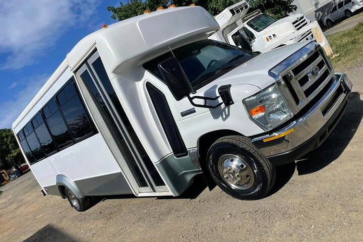 Private Transfer San Juan to Luquillo & Rio Grande — Reliable One-Way Shuttle to El Yunque Gateway photo 2