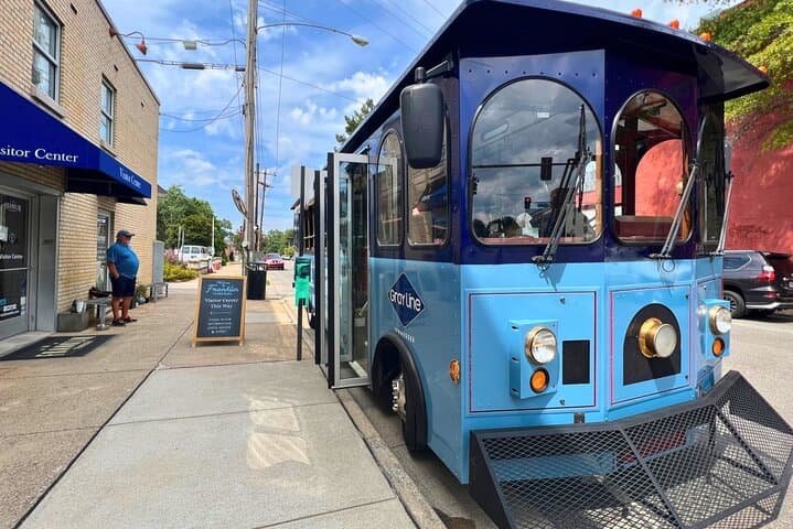 Franklin Hop-On Hop-Off Trolley Tour: Live Narration & Historic Stops photo 3