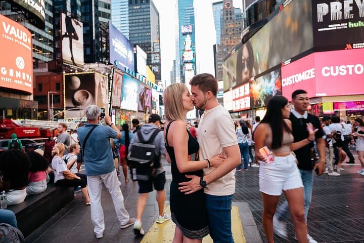 Private NYC Photography Tour — Capture Central Park, Times Square & DUMBO photo 3