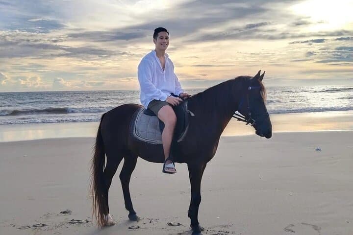 Private Seminyak Beach Horse Ride — One-Hour Coastal Canter in Bali photo 2