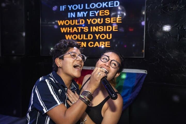 Sing Your Way Down the Las Vegas Strip: Private Karaoke Party Bus Tour