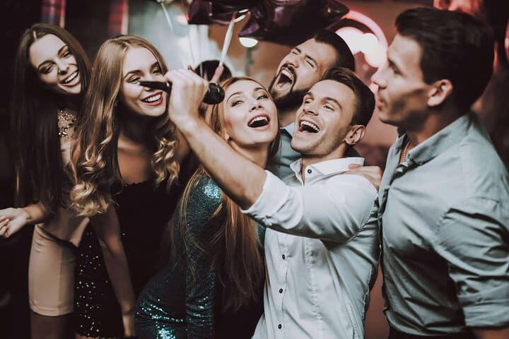 Sing Your Way Down the Las Vegas Strip: Private Karaoke Party Bus Tour photo 5