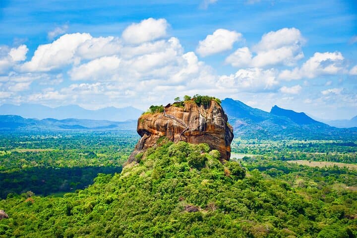 Sigiriya and Dambulla Day Tour from Colombo: Climb Lion’s Rock & Explore the Cave Temples
