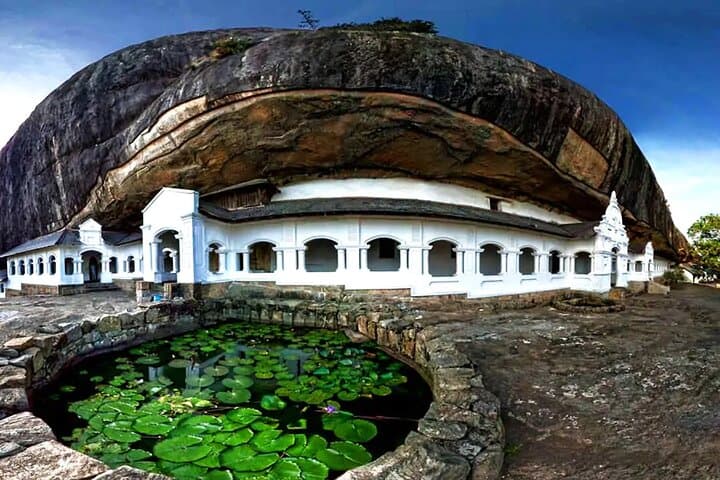 Sigiriya and Dambulla Day Tour from Colombo: Climb Lion’s Rock & Explore the Cave Temples photo 4
