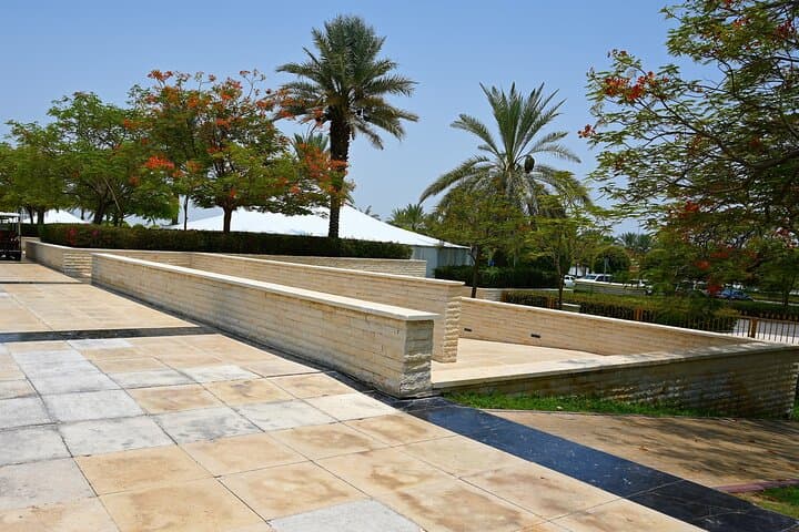 Private Abu Dhabi Day Tour from Dubai: Sheikh Zayed Mosque, Qasr Al Watan & Corniche photo 5