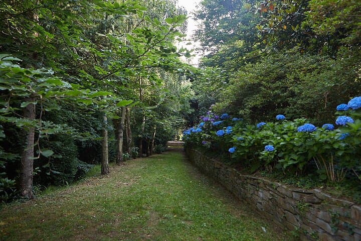 Private Fonte Baxa Garden Tour in Luarca — Exclusive 2-Hour Visit photo 2
