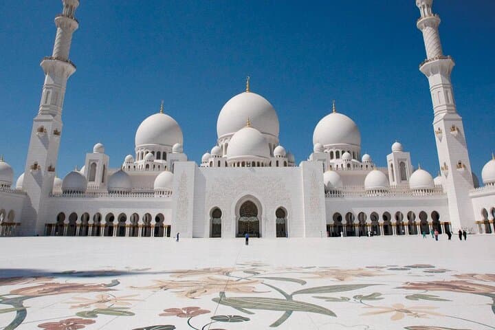 Abu Dhabi in a Day: Private City Tour to Sheikh Zayed Mosque, Qasr Al Watan & Yas Island photo 2