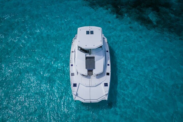 Private Leopard 51′ Yacht Cruise from Puerto Aventuras — Gourmet Dining & Snorkel the Mesoamerican Reef photo 6