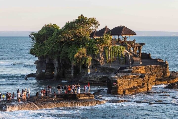 Private Car Charter With Driver in Bali — 10-Hour Ubud & Coast Custom Tour photo 2