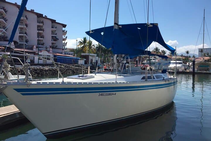 Private Luxury Sailboat Charter in Puerto Vallarta: 4-Hour Bay Cruise for Groups photo 1