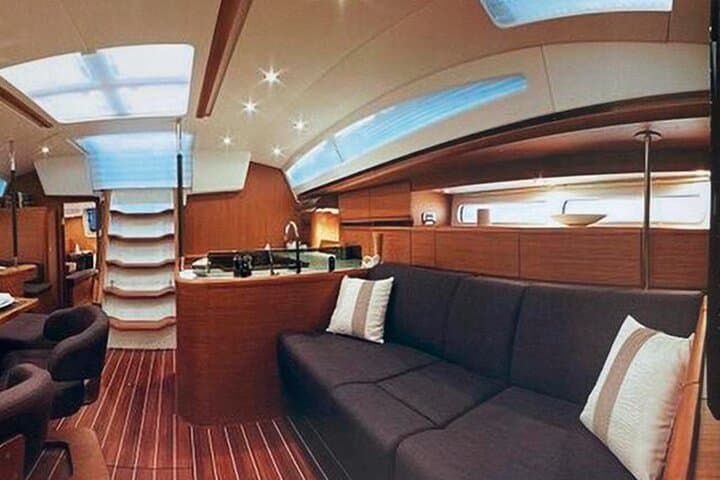 Private Luxury 50ft Sailboat in Puerto Vallarta — 4-Hour Charter for Groups photo 2