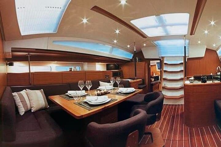 Private Luxury 50ft Sailboat in Puerto Vallarta — 4-Hour Charter for Groups photo 3