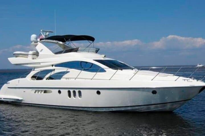 4-hour-luxury-azimut-yacht-charter-bahia-de-banderas photo 3