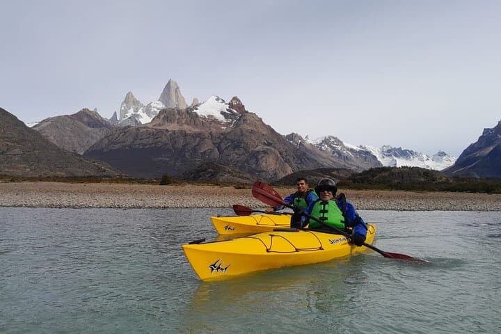 Kayak the Rio de las Vueltas: Fitz Roy Views & Brunch from El Chaltén