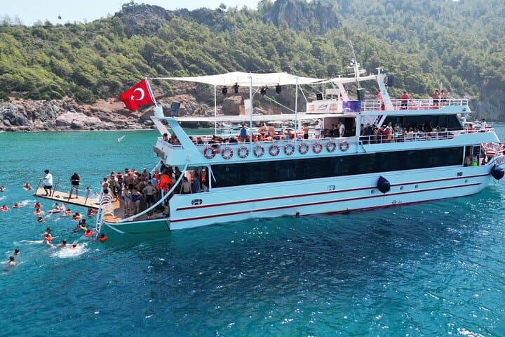 Alanya Full-Day Boat Trip with Lunch & Unlimited Soft Drinks photo 4