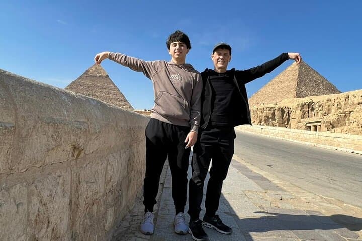 VIP Skip-the-Line Giza Pyramids, Sphinx, Papyrus & Perfume Tour photo 3