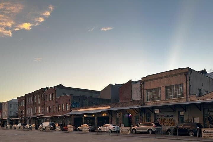 Adults-Only New Orleans True Crime & Dark History Walking Tour photo 4