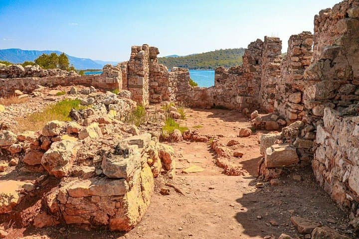 Cleopatra Island Cruise from Marmaris: Swim, Snorkel & Ancient Sands photo 4