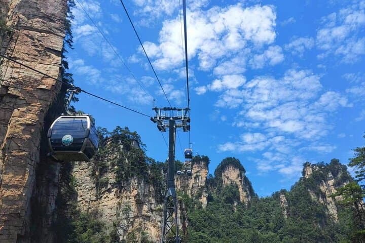Zhangjiajie National Forest Park & Yellow Dragon Cave — Private Day Tour Guide photo 4