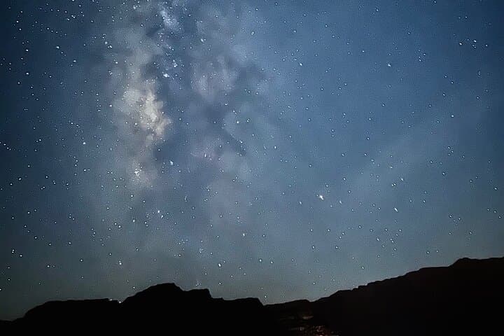 Wadi Rum Full-Day Jeep Tour: Bedouin Meals, Rock Bridges & Stargazing photo 6