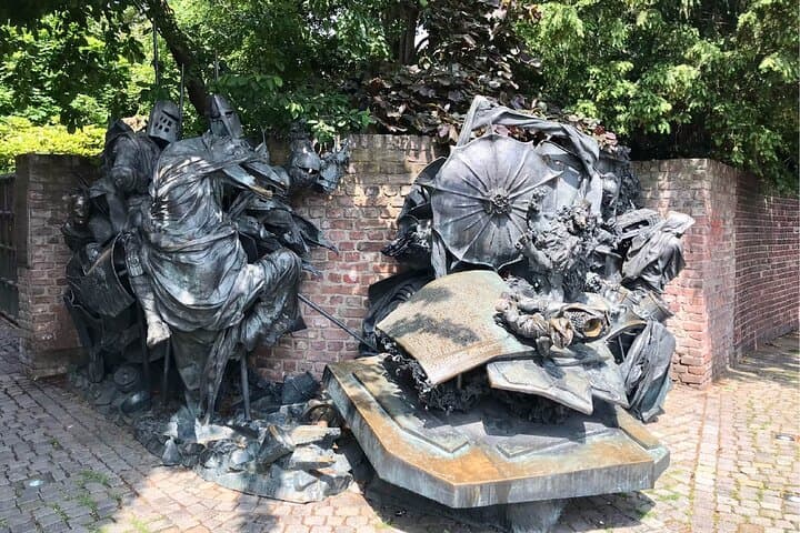 Düsseldorf Walking Tour: Rhine Promenade, Altstadt & Local Secrets photo 4