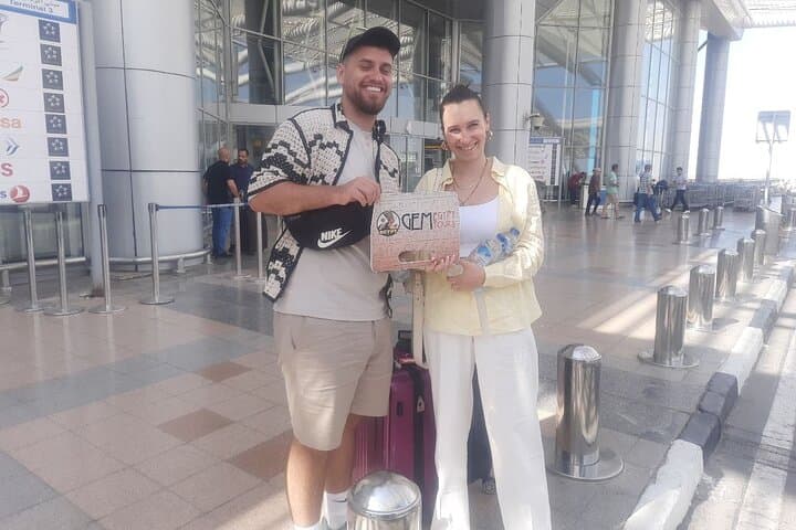 Private Cairo Airport Transfer to Cairo or Giza — Meet-and-Greet Service photo 3