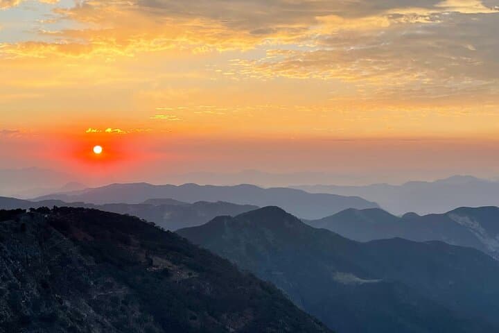 Two-Day Adventure: Pinal de Amoles Waterfalls & Peña de Bernal Sunrise Climb photo 3