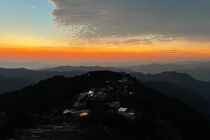 Two-Day Adventure: Pinal de Amoles Waterfalls & Peña de Bernal Sunrise Climb photo 5