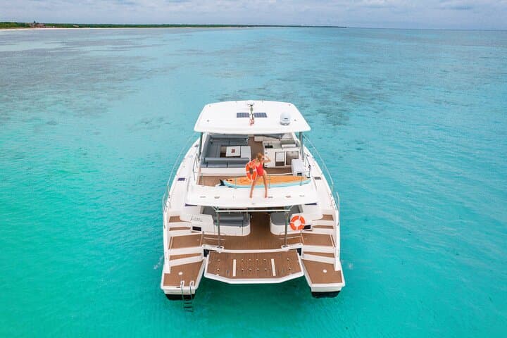 Private Leopard 51′ Yacht Cruise from Puerto Aventuras — Gourmet Dining & Snorkel the Mesoamerican Reef