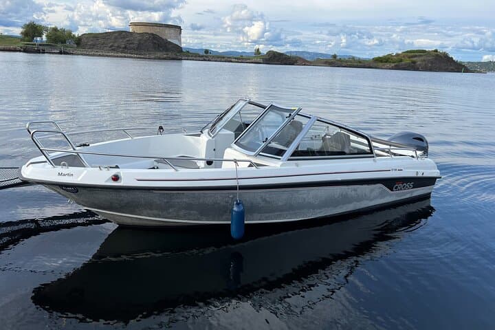 Oslo Fjord Private Boat Exploration: Guided Island-Hopping, Oscarsborg & Coastal Photography