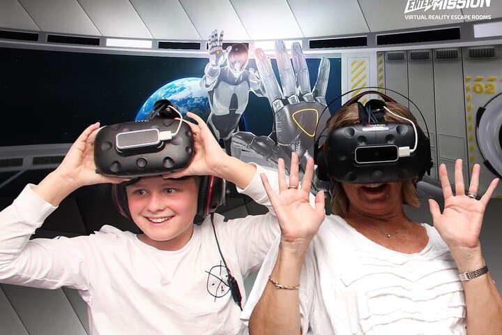 60-Minute VR Escape Rooms in Melbourne — Free-Roam Missions & In-Person Puzzles photo 3