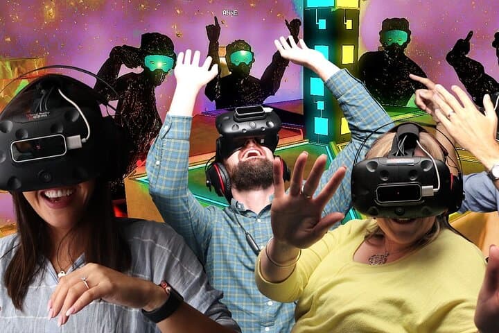 60-Minute VR Escape Rooms in Melbourne — Free-Roam Missions & In-Person Puzzles photo 2