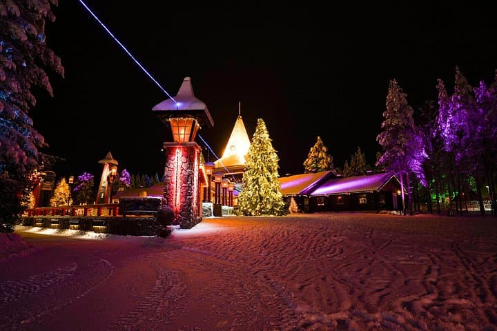 Inside Santa Claus Village: Guided Visit Across the Arctic Circle in Rovaniemi photo 5