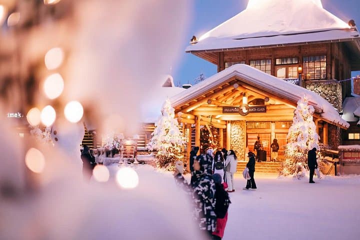 Inside Santa Claus Village: Guided Visit Across the Arctic Circle in Rovaniemi