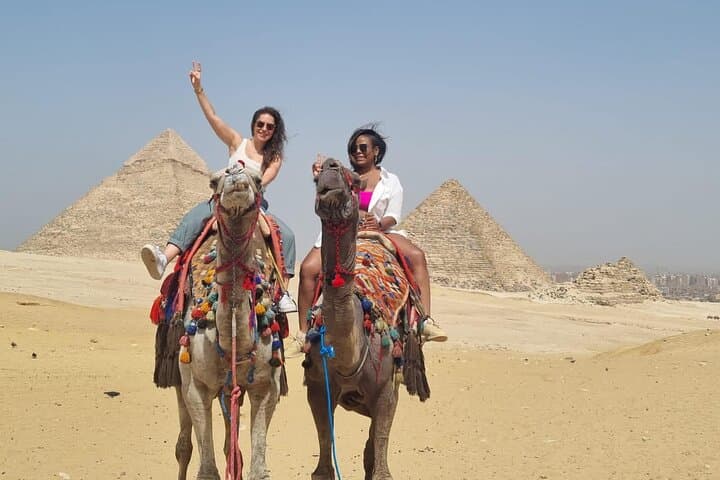 Private Giza Pyramids & Sphinx Photo Tour with Professional Photographer photo 4