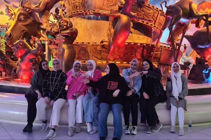 Motiongate Dubai Tickets with Private Transfer — Full-Day Theme Park Pass photo 2