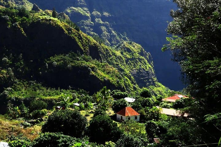 Mahafaty Hike in the Cirque de Mafate, Réunion: Creole Villages & Volcanic Ridges