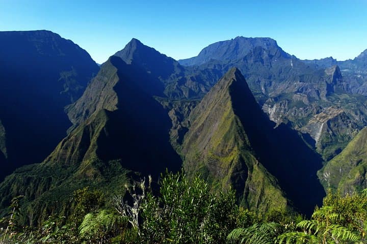 Mahafaty Hike in the Cirque de Mafate, Réunion: Creole Villages & Volcanic Ridges photo 2