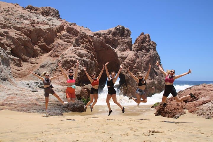 Hidden Arch Hiking: 3-Hour Coastal Hike to the Arch of San Cristóbal, Los Cabos photo 3