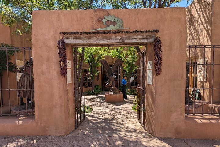 Santa Fe Scavenger Hunt Walking Tour: Interactive Historic Plaza Game photo 6