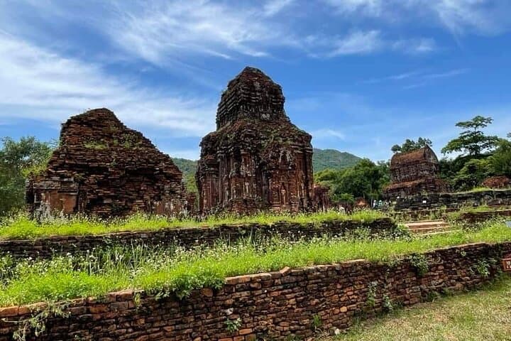 My Son Holyland Tour: Explore Cham Kingdom Temples from Hoi An