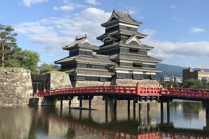 Kamikochi and Matsumoto Day Tour from Nagano: Alpine Walks and Castle History photo 6