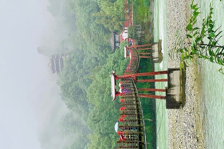 Dujiangyan and Mt. Qingcheng Day Tour — Pandas, Ancient Irrigation & Mountain Hike photo 3