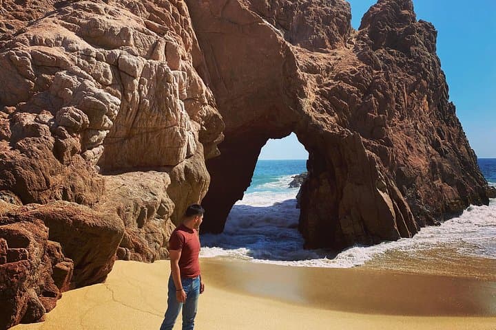 Hidden Arch Hiking: 3-Hour Coastal Hike to the Arch of San Cristóbal, Los Cabos photo 1