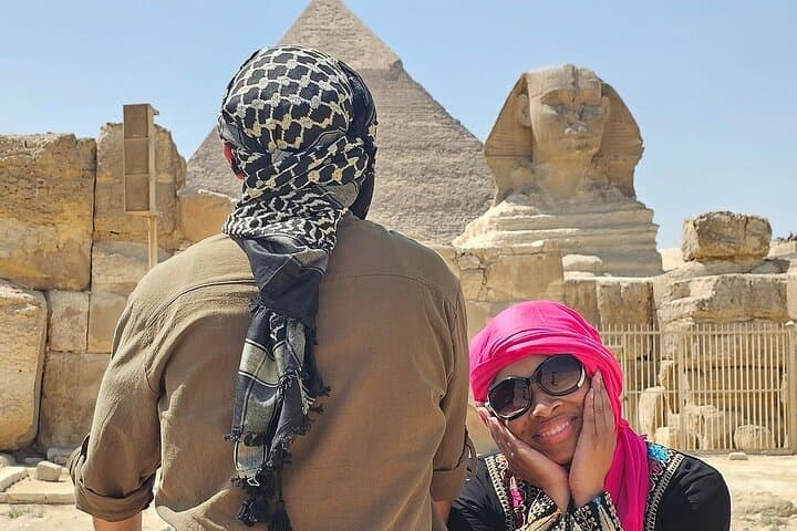 Private Giza Pyramids & Sphinx Photo Tour with Professional Photographer photo 2