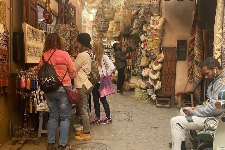 Navigating Marrakech's Souks: A Guided Shopping Tour in the Medina